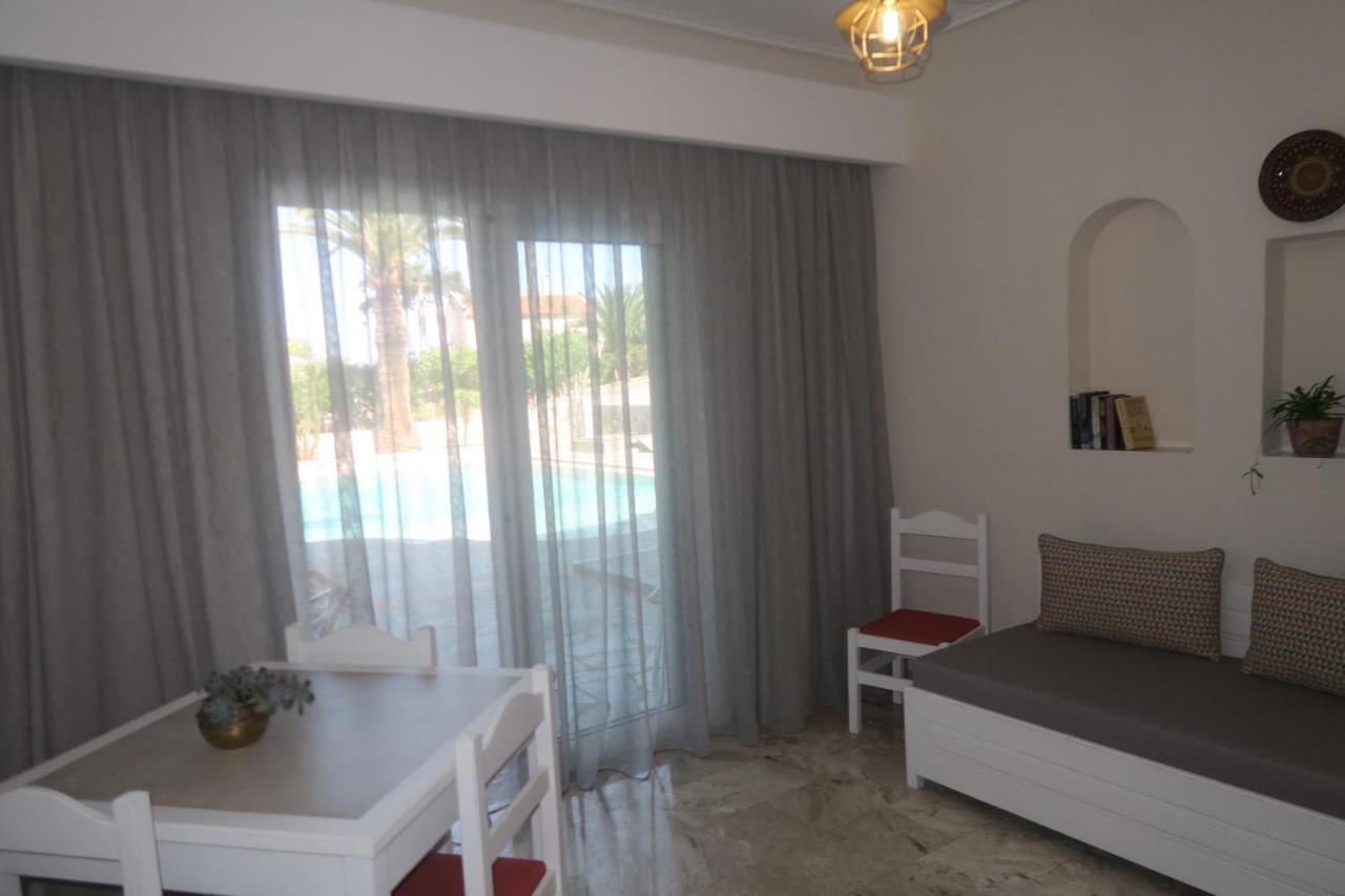 פלטניאס Maria Suites מראה חיצוני תמונה