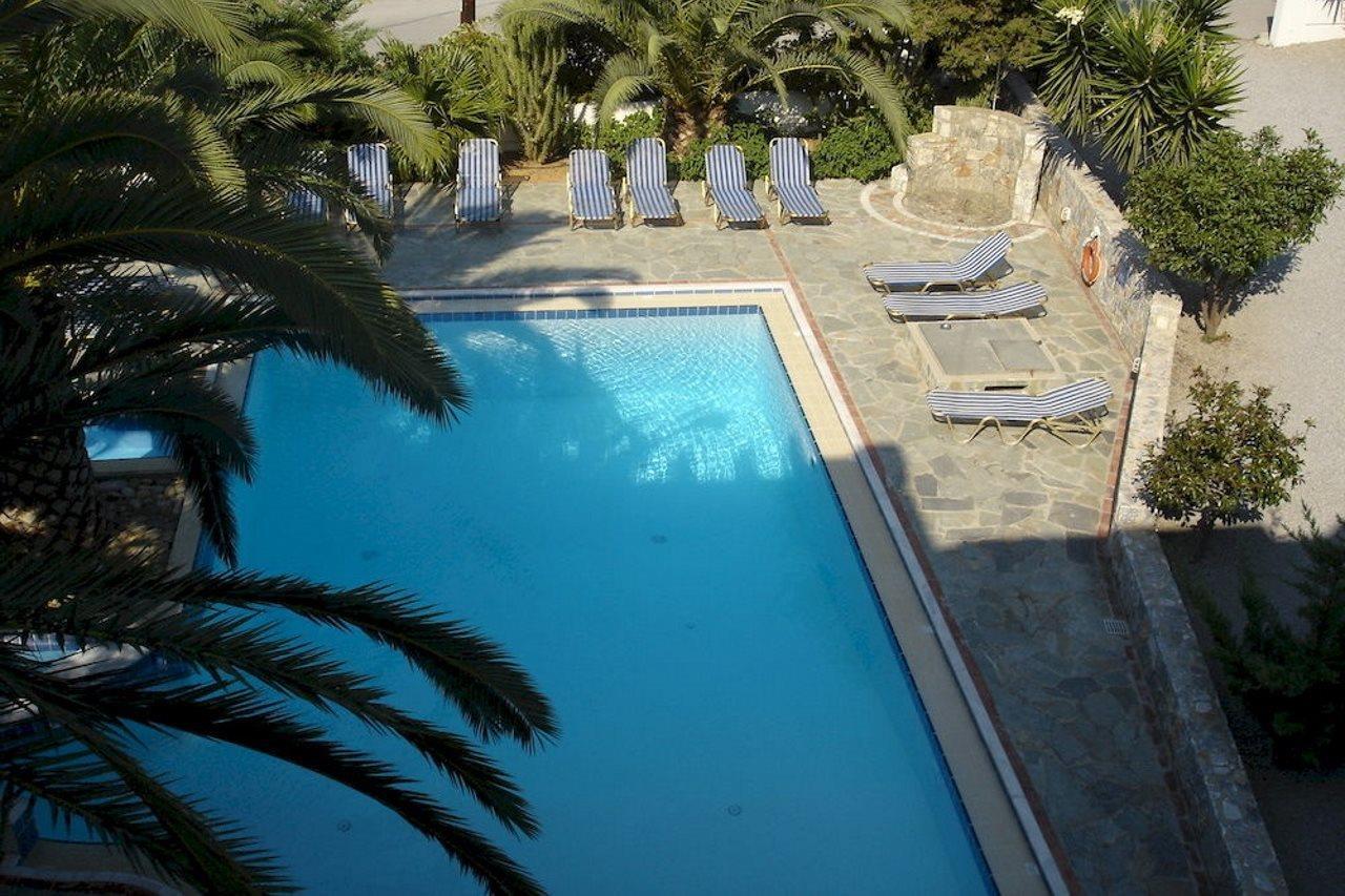 פלטניאס Maria Suites מראה חיצוני תמונה