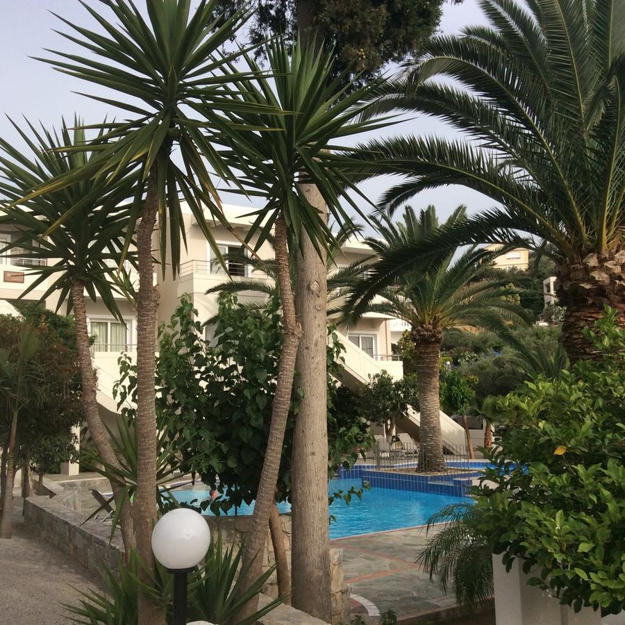 פלטניאס Maria Suites מראה חיצוני תמונה