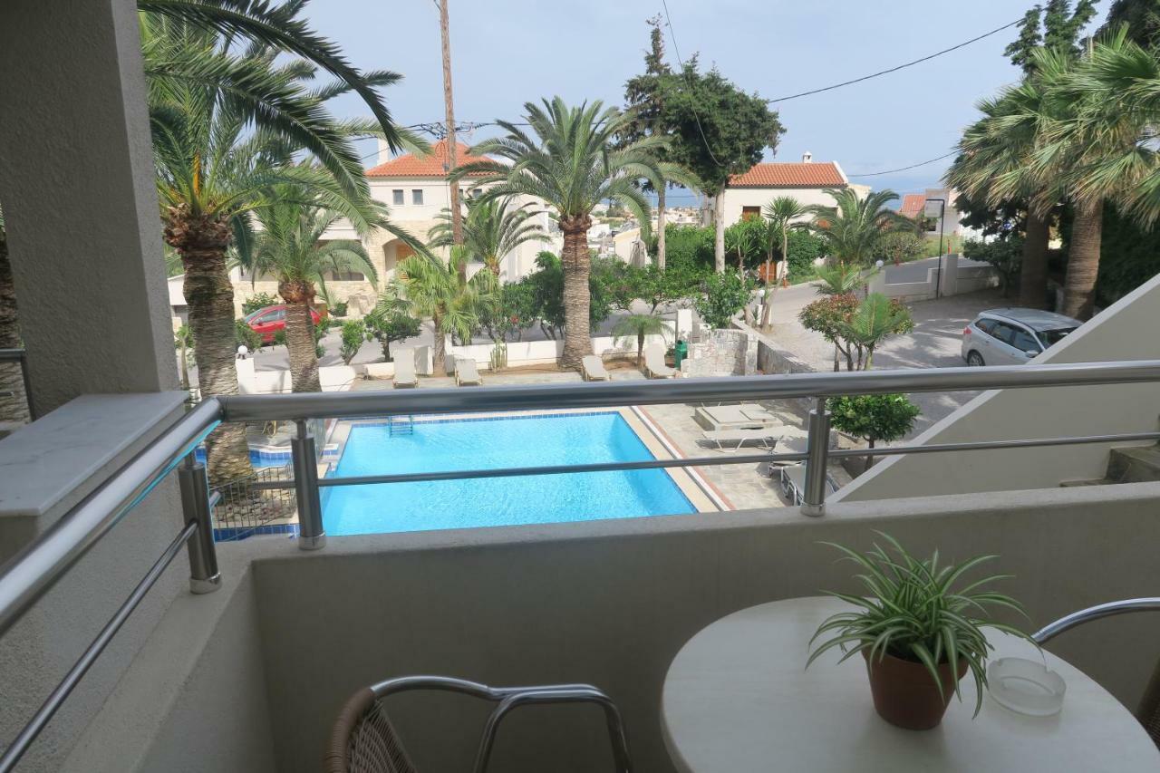 פלטניאס Maria Suites מראה חיצוני תמונה