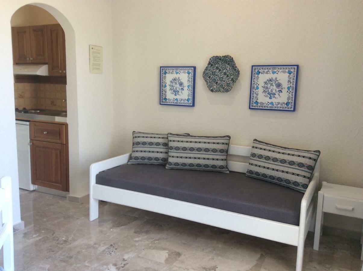 פלטניאס Maria Suites מראה חיצוני תמונה