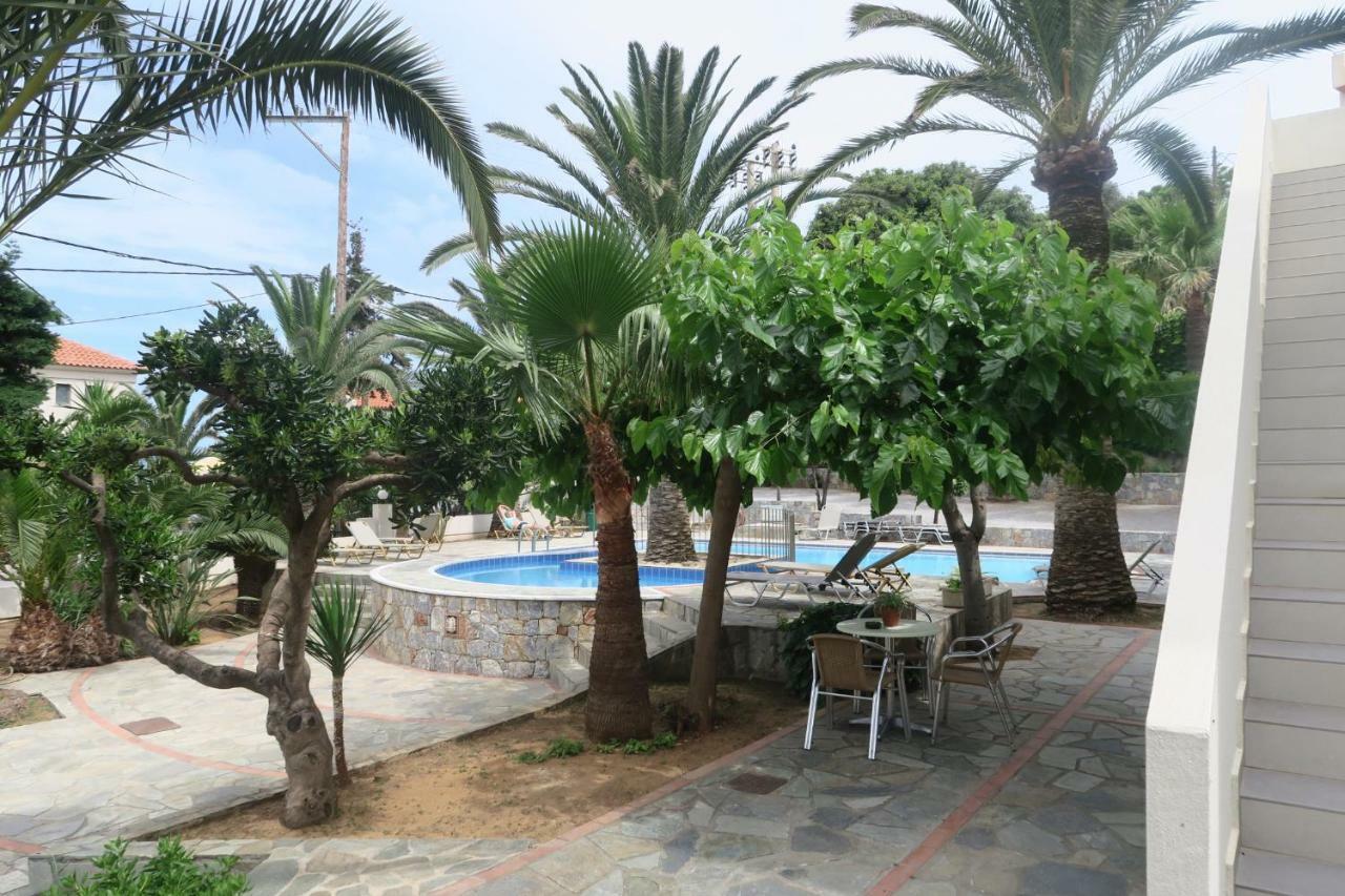 פלטניאס Maria Suites מראה חיצוני תמונה